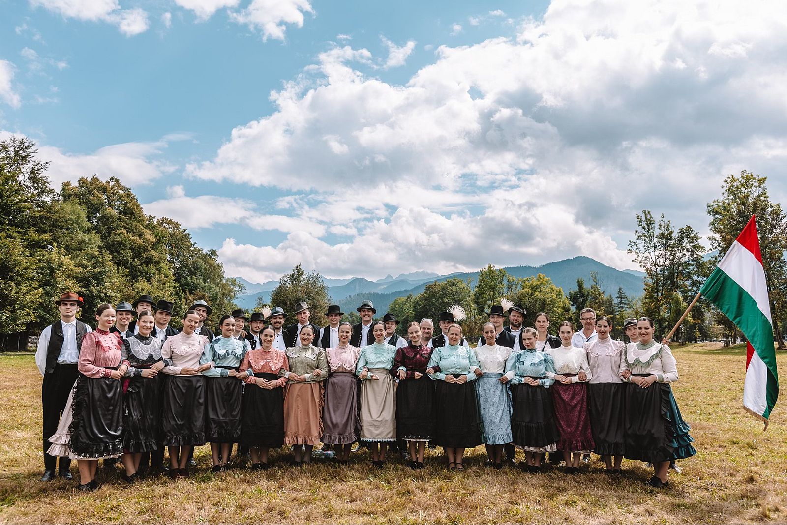 Zakopane népművészeti fesztiválján járt az Alba Regia Táncegyüttes